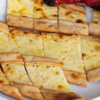 Kaşarlı Pide