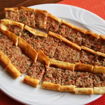 Kıymalı Pide