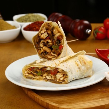 Soslu Kaşarlı Dürüm